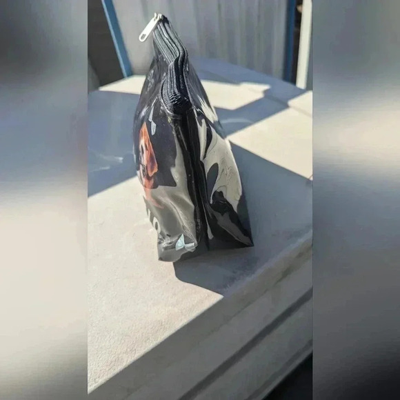 Plastic Hello Dog Women's Or Girls Makeup Bag (EUC) - Picture 4 of 8